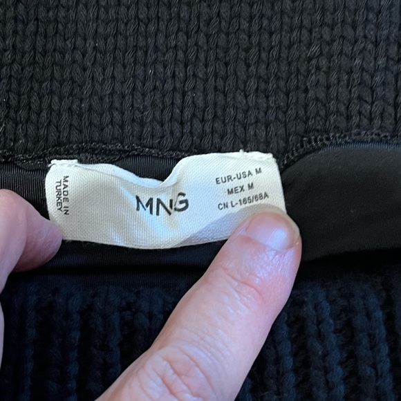 🖤 MNG Mango black crochet knit skirt – size M - Picture 2 of 7